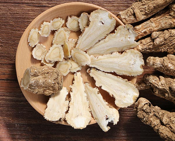 當歸粉碎混合生產(chǎn)線